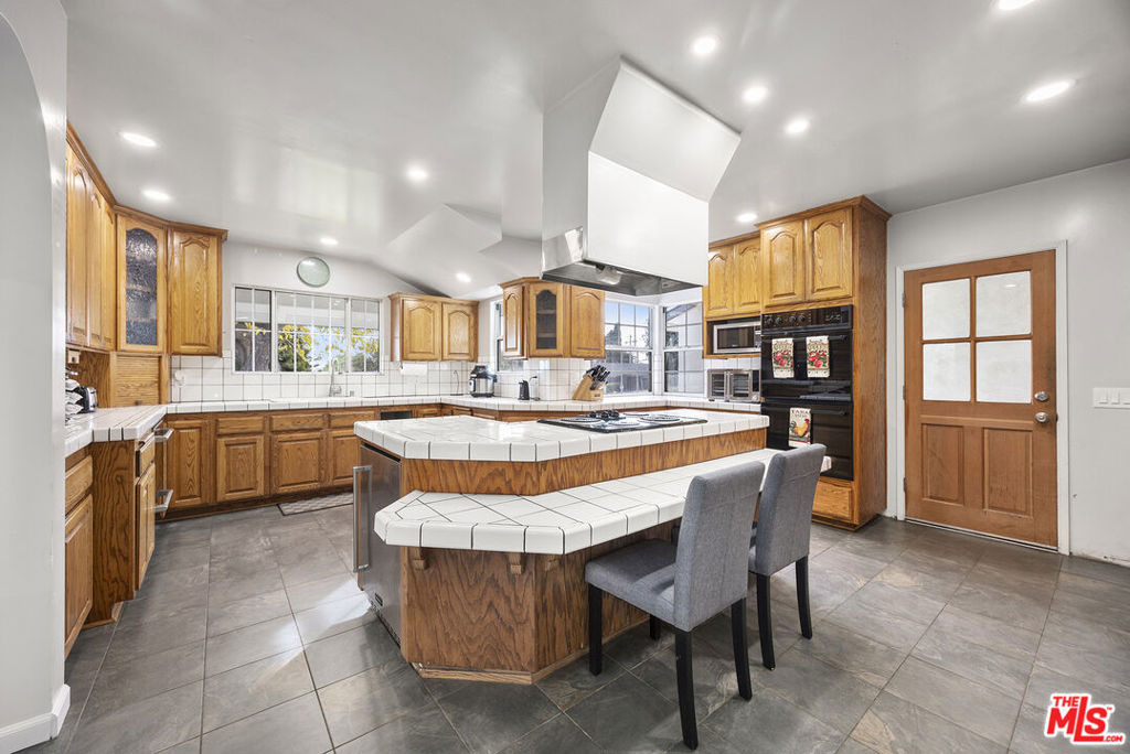 1061 N Euclid Street - Photo 5