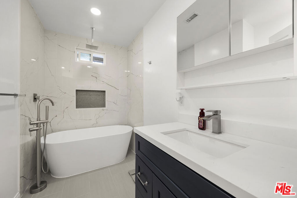 1061 N Euclid Street - Photo 6