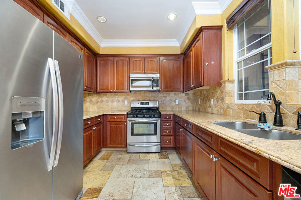 650 E Palm Avenue - Photo 21