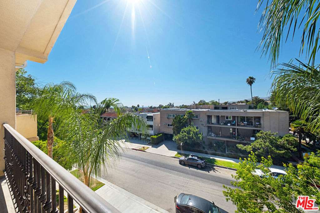 650 E Palm Avenue - Photo 29