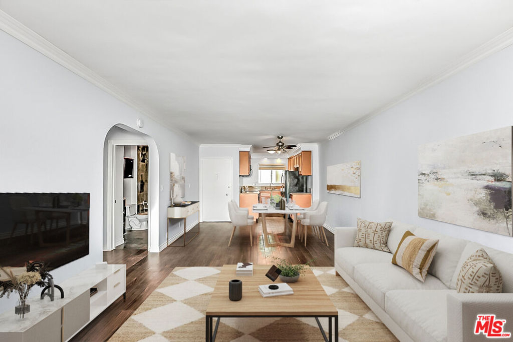 1030 N Orange Grove Avenue - Photo 1
