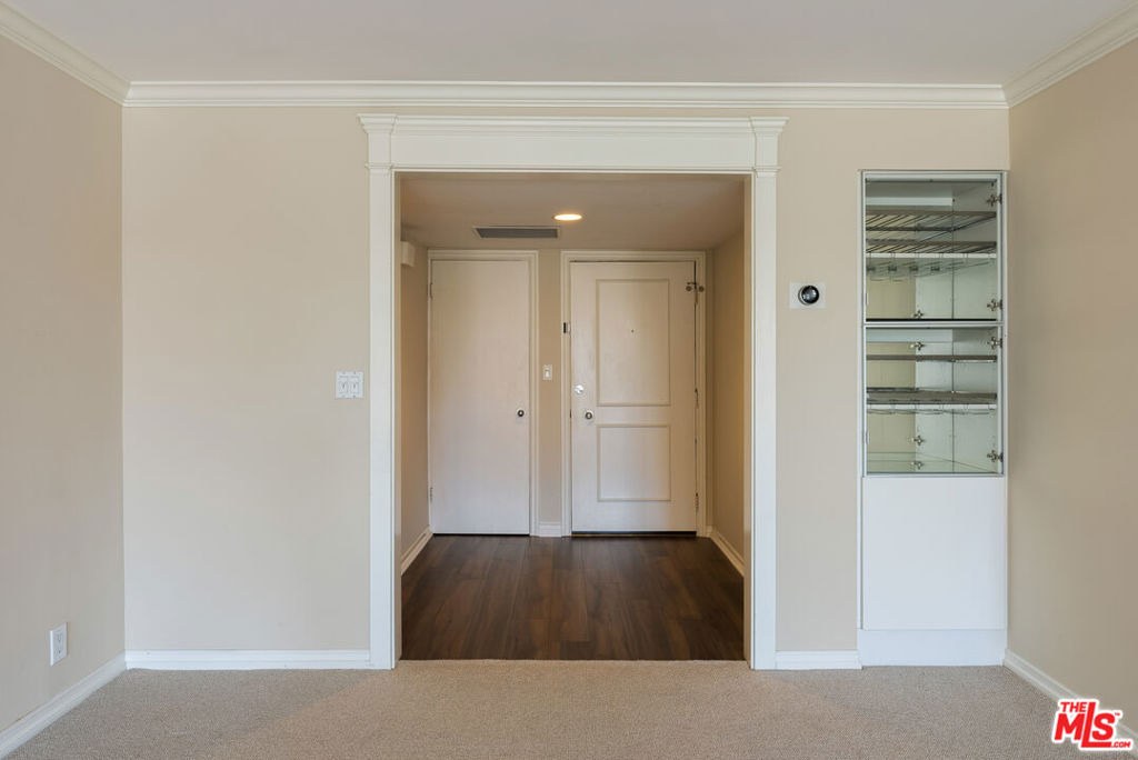 434 S Canon Drive - Photo 4