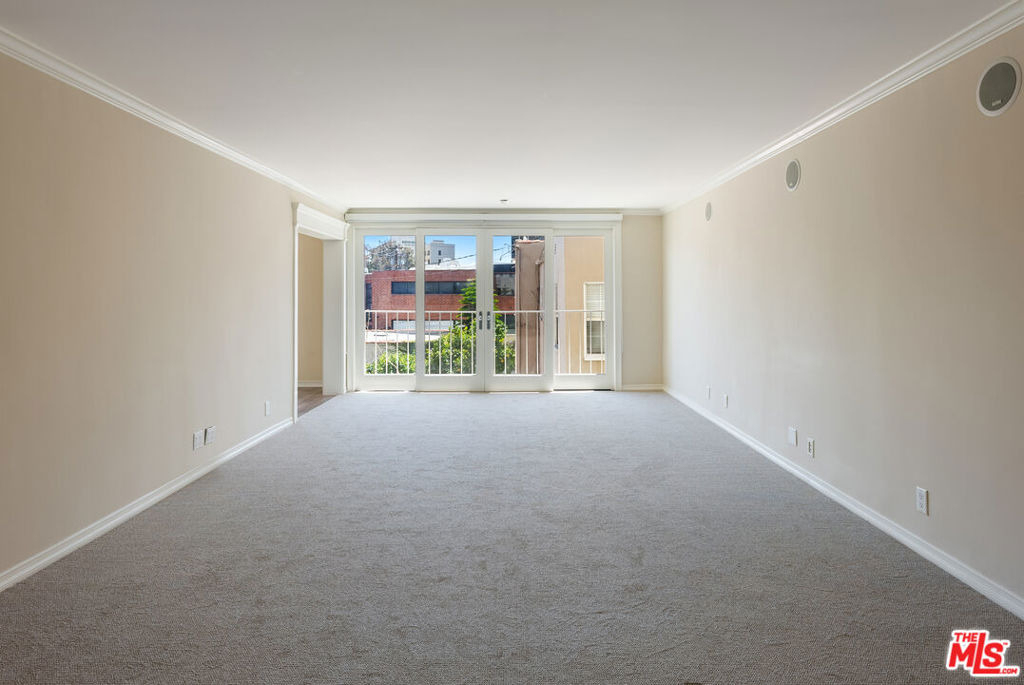 434 S Canon Drive - Photo 3