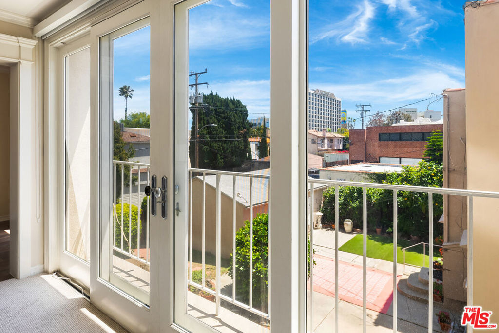 434 S Canon Drive - Photo 6