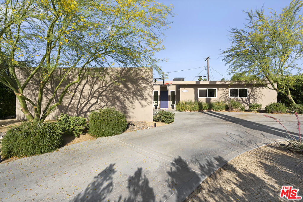 45900 Quailbrush Street - Photo 1