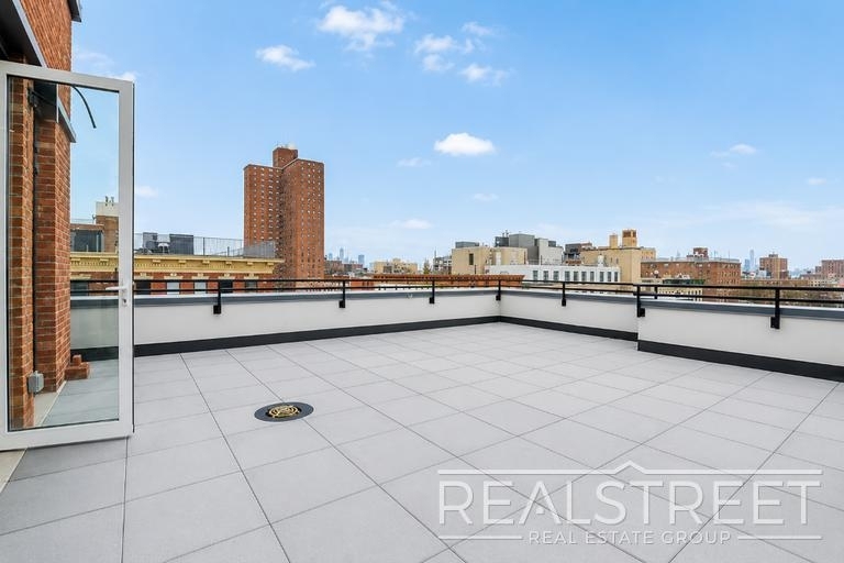 63 Lewis Avenue - Photo 9