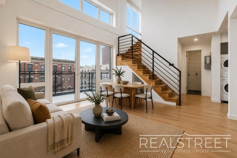 63 Lewis Avenue - Photo 0