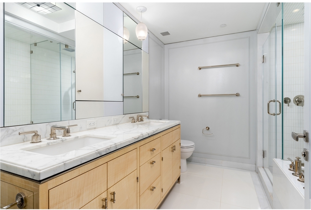 21 E 61st St - Photo 5