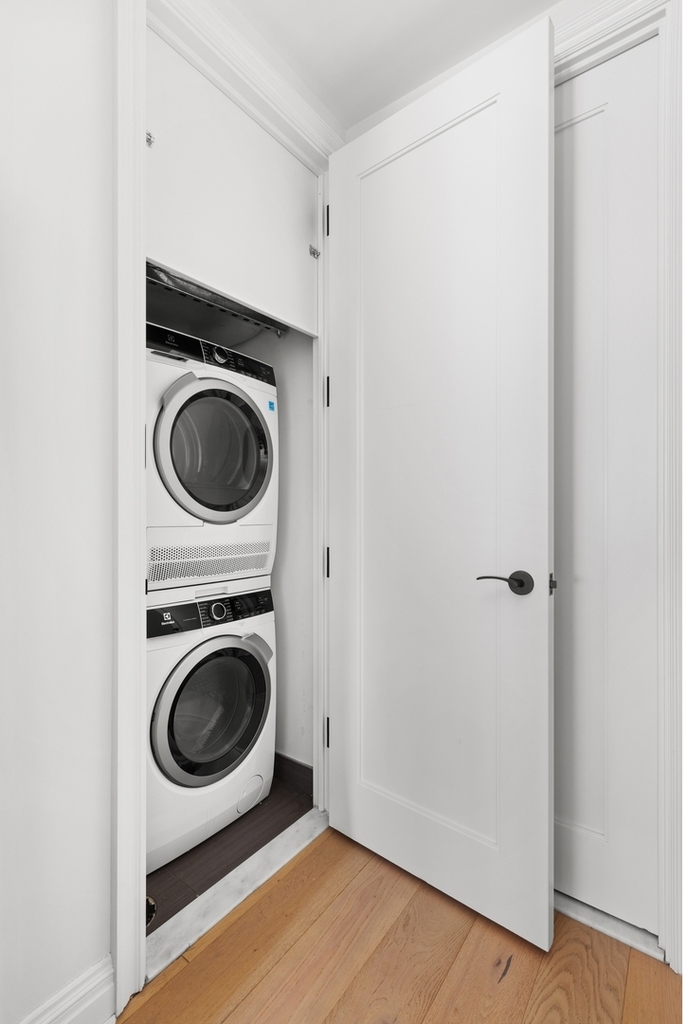 127 W 112th St - Photo 8