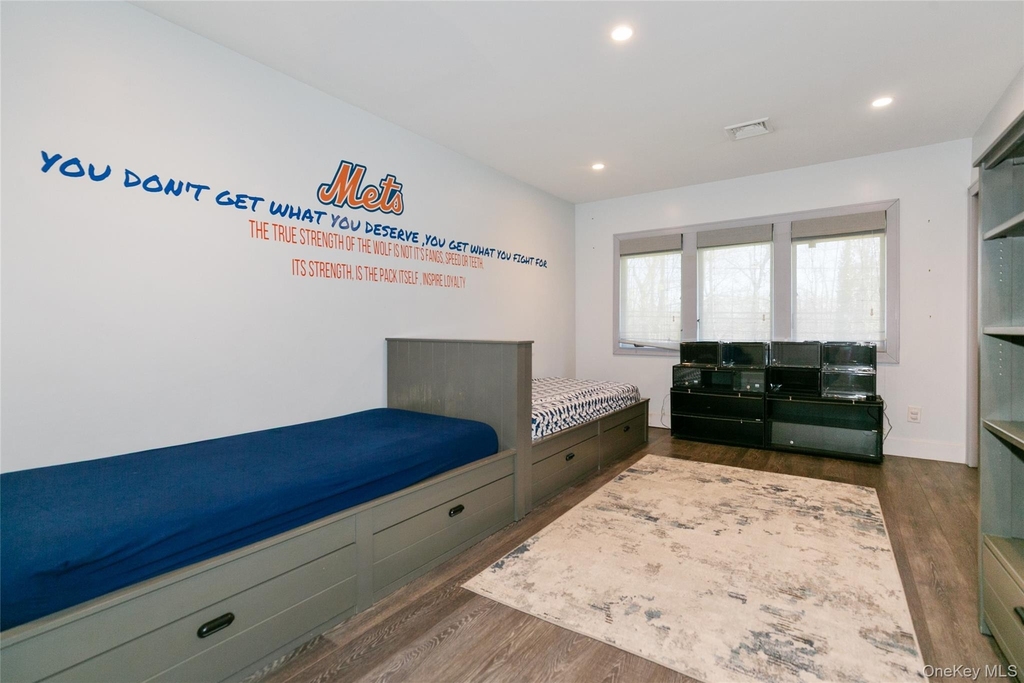 22 Olive Street - Photo 19