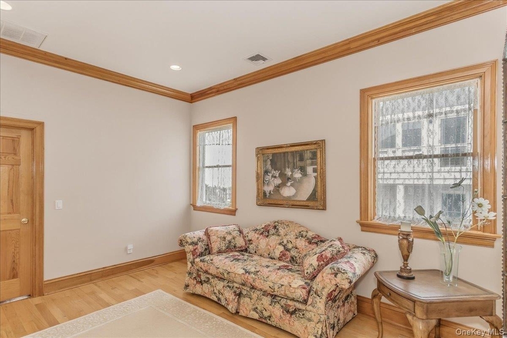 672 Dune Road - Photo 24