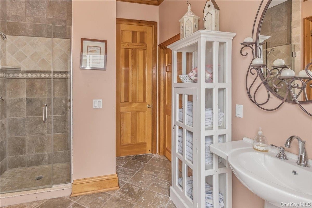 672 Dune Road - Photo 19