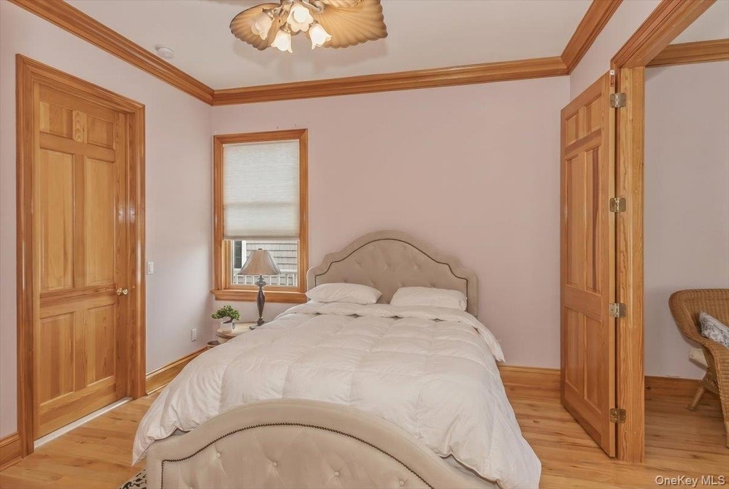 672 Dune Road - Photo 16