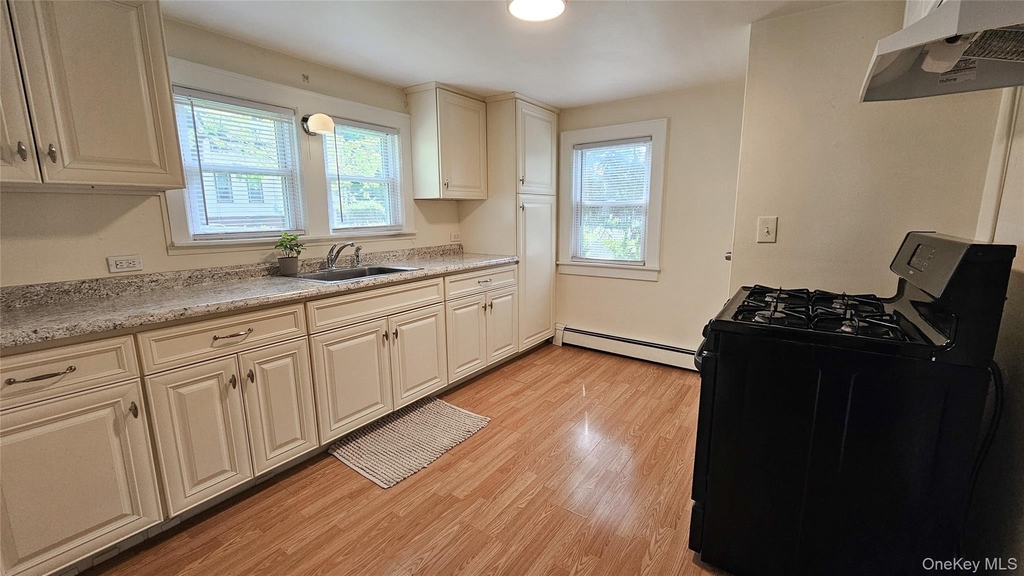 2 Murray Avenue - Photo 4