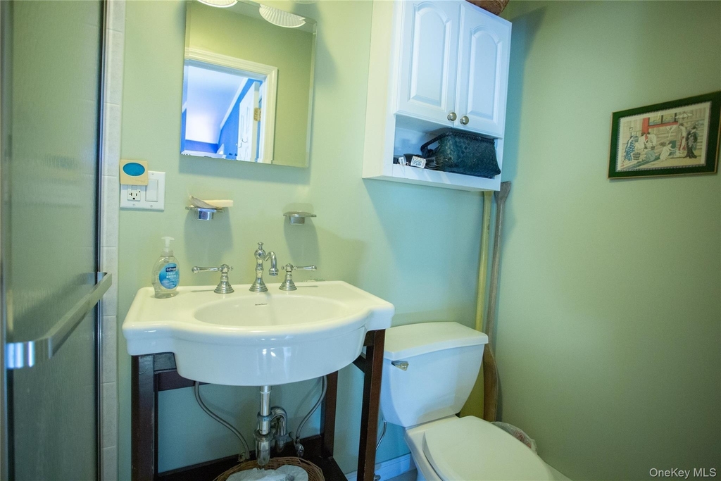 274 W Walnut Street - Photo 13