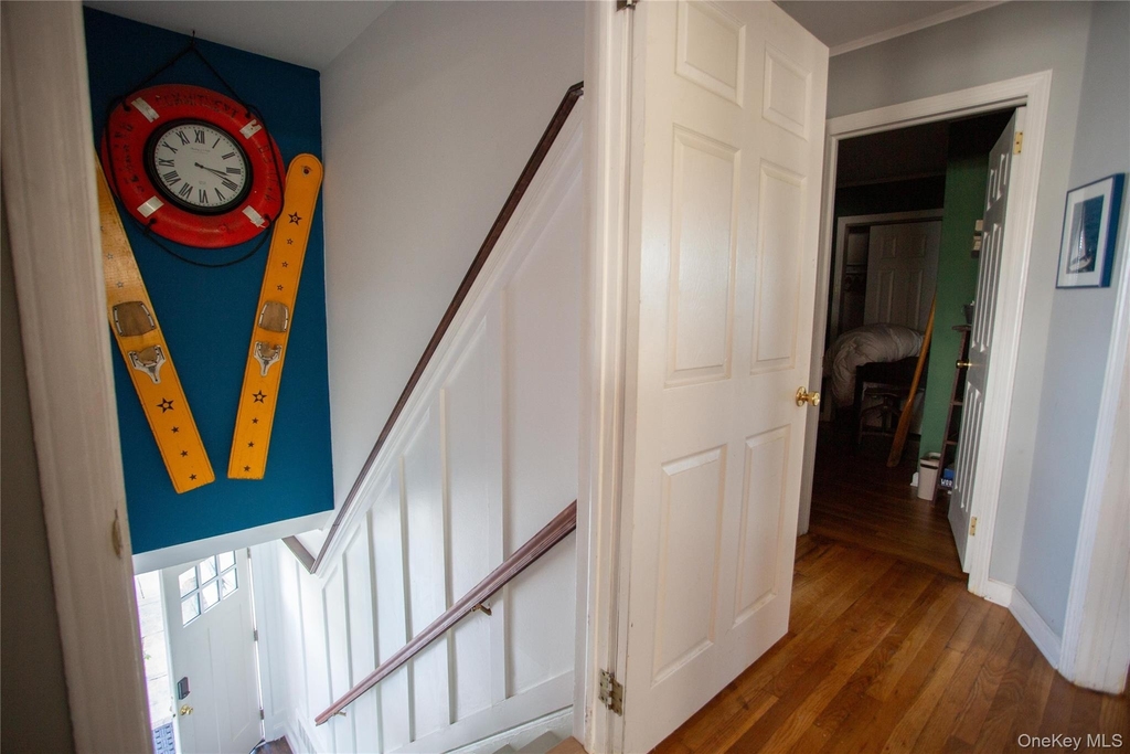 274 W Walnut Street - Photo 10