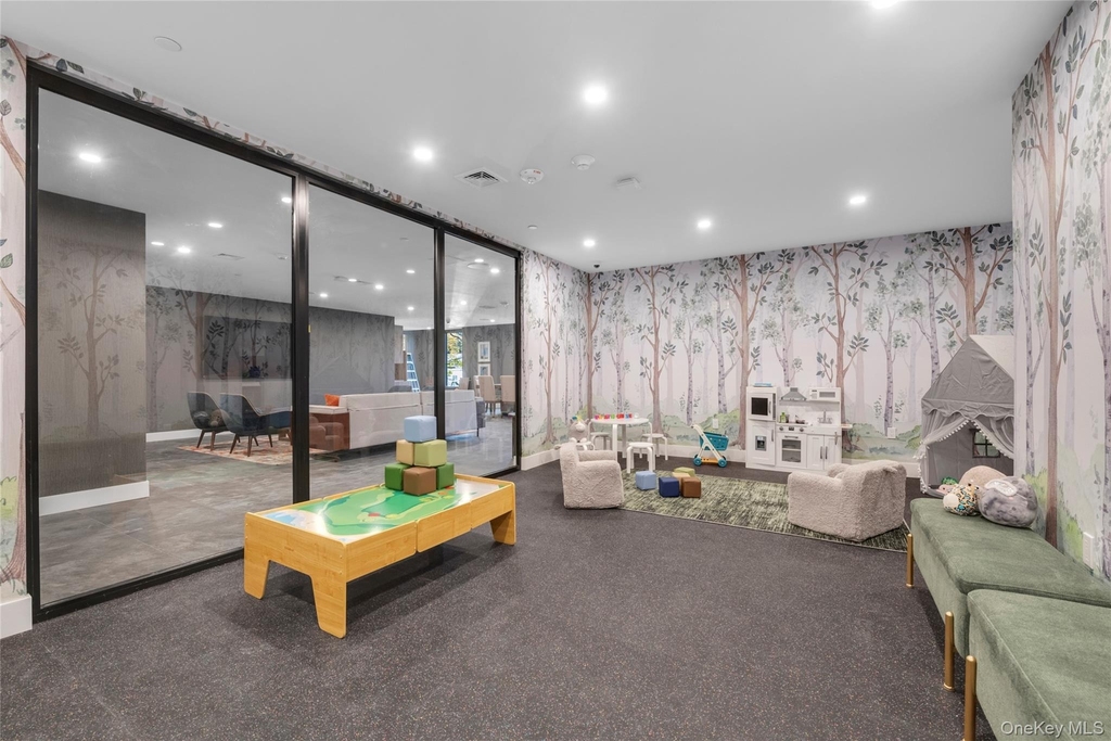 108 Middle Neck Road - Photo 7