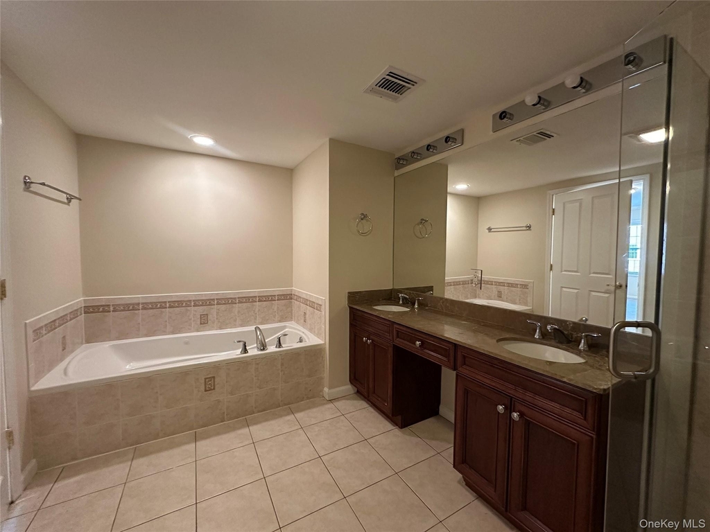 77 Quaker Avenue - Photo 11