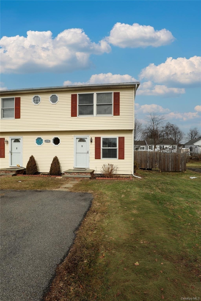 120 Hinsdale Street - Photo 1
