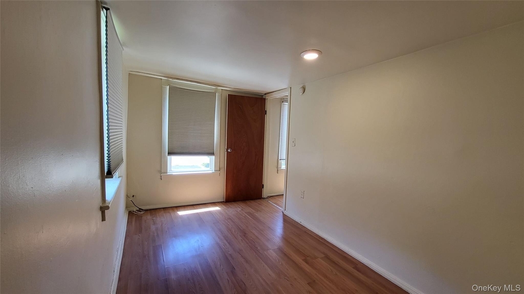 94 E Main Street - Photo 4