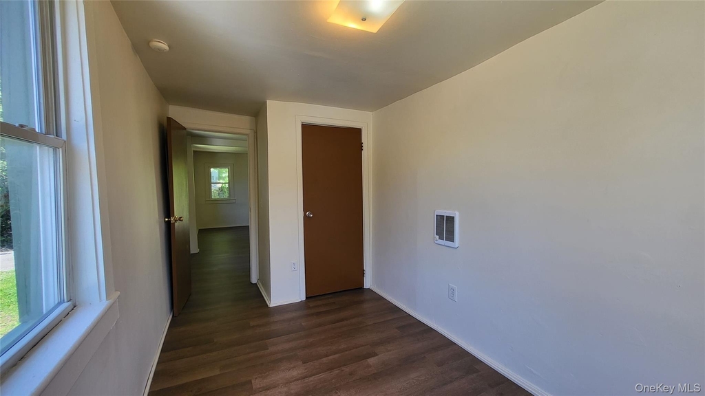 92 E Main Street - Photo 7