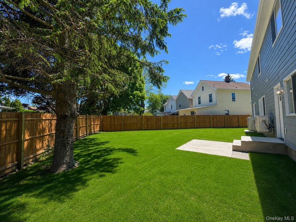 283 Delaware Avenue - Photo 2