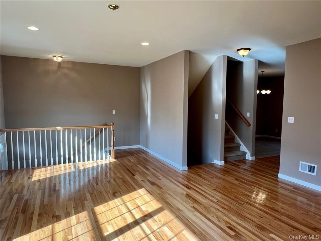 8 Seeley Bull Street - Photo 0