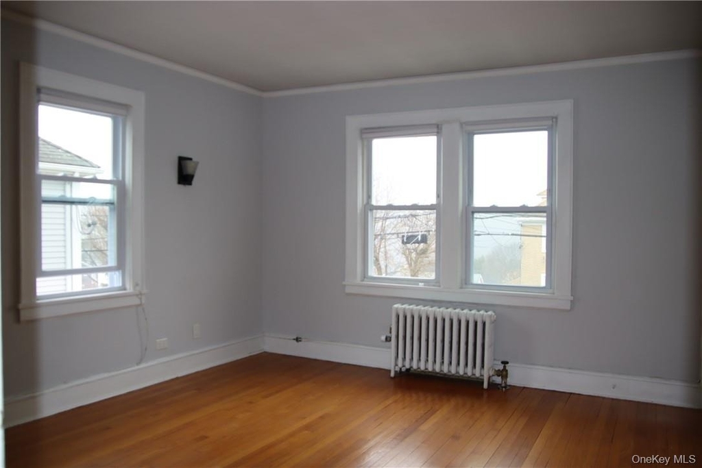 204 Lakeview Avenue - Photo 9