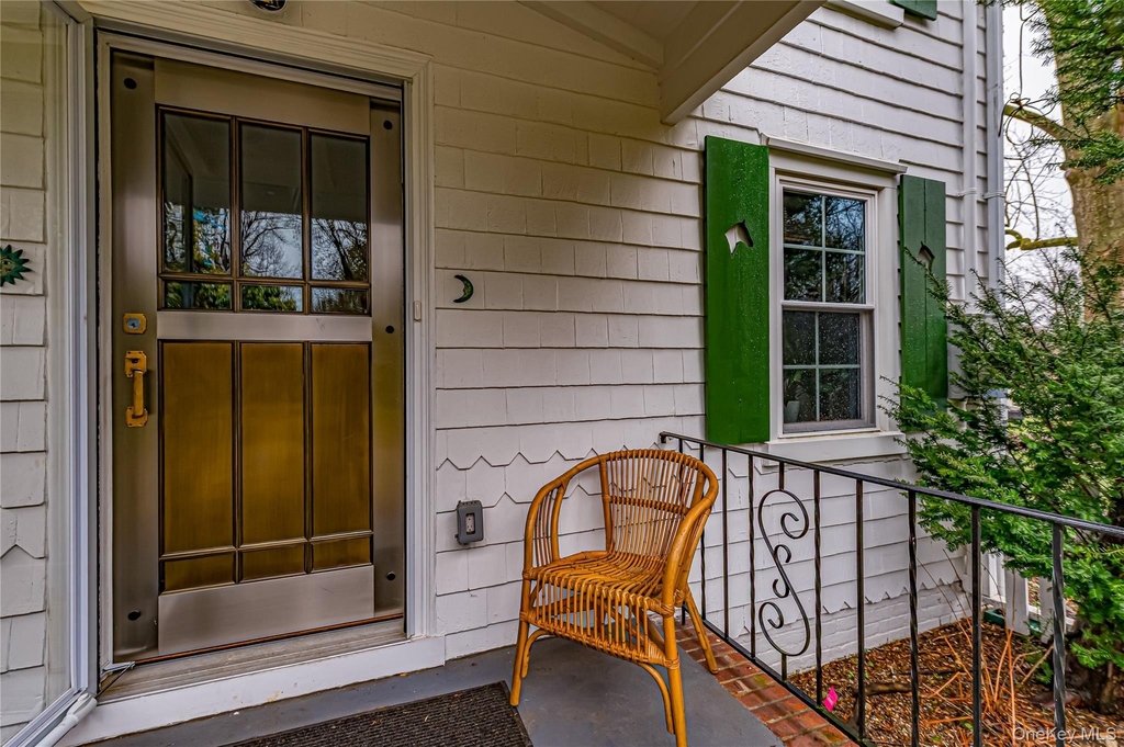 23 Pinetree Lane - Photo 3