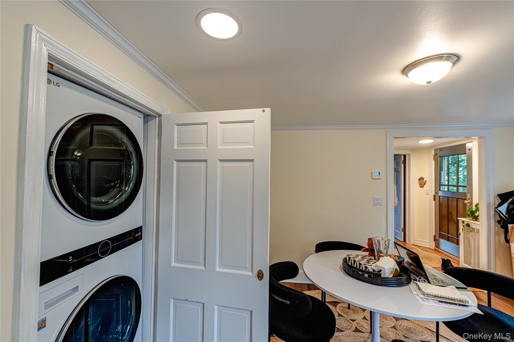 23 Pinetree Lane - Photo 10