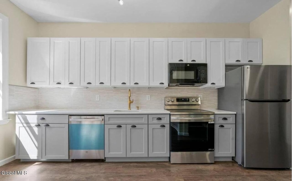 170 Washington Avenue - Photo 2