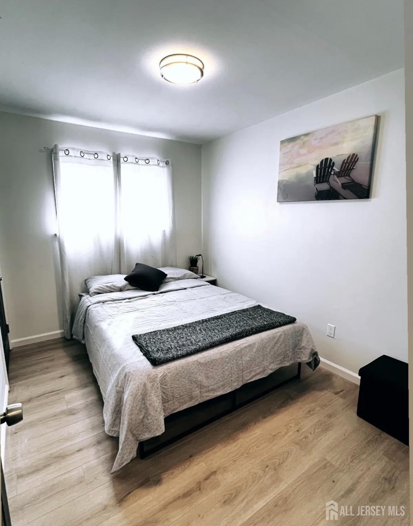 85 Woodrow Avenue - Photo 4