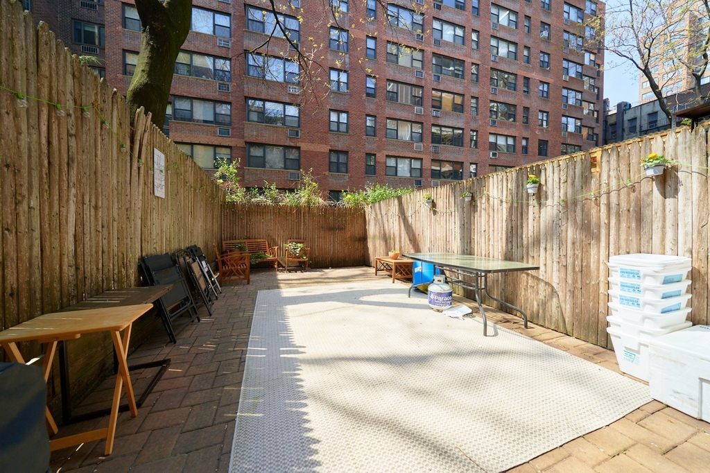 410 E 64th Street - Photo 1