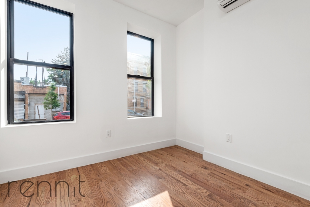 71-33 65th Place - Photo 5