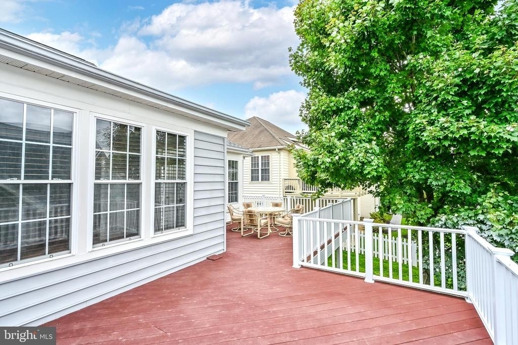 6916 Birkenhead Place - Photo 33