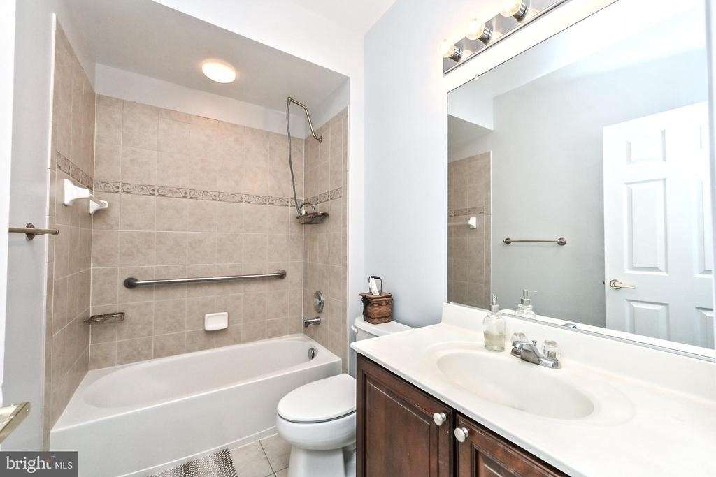 6916 Birkenhead Place - Photo 20