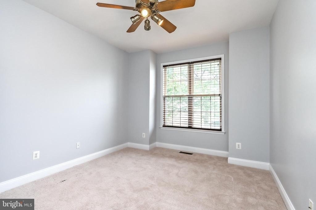 6916 Birkenhead Place - Photo 23