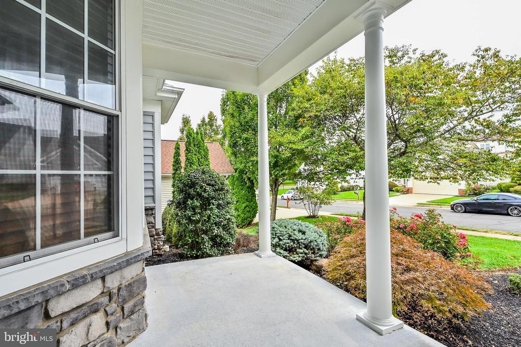 6916 Birkenhead Place - Photo 4