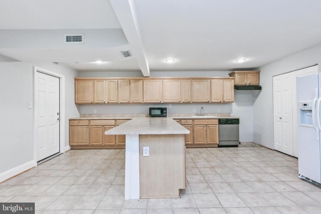 6916 Birkenhead Place - Photo 49