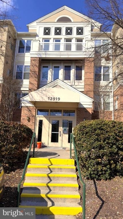 12919 Alton Square - Photo 0