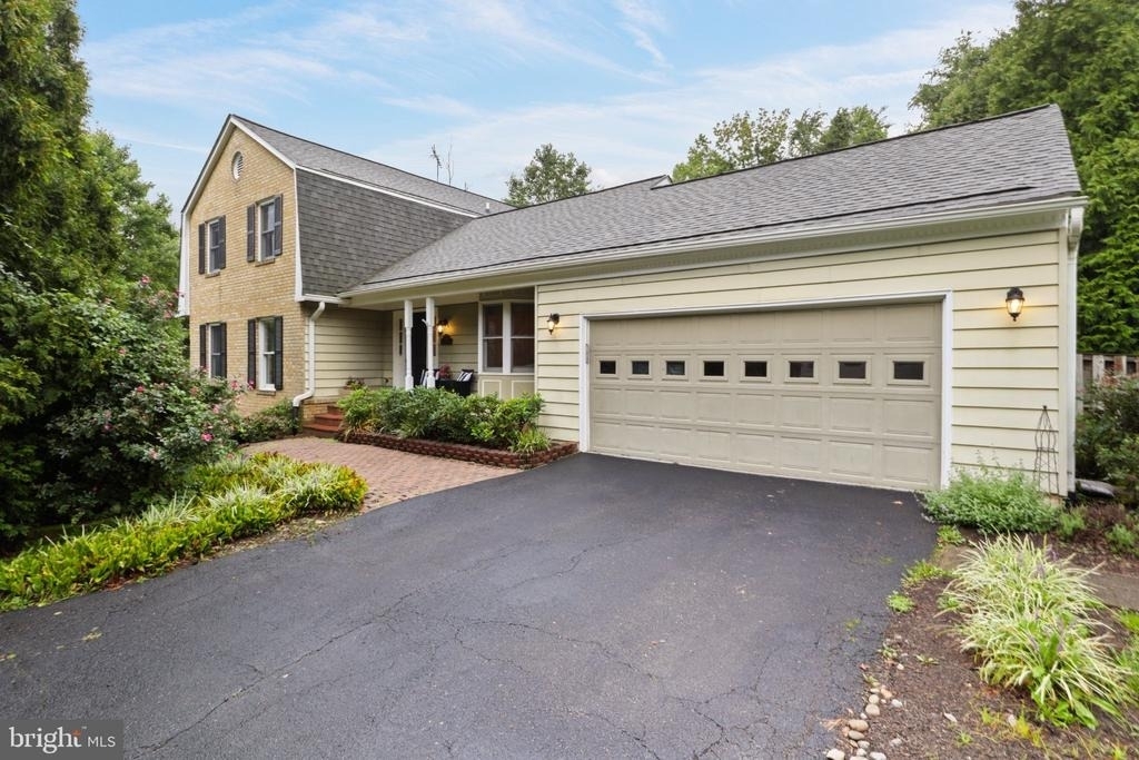 3366 Taleen Court - Photo 0