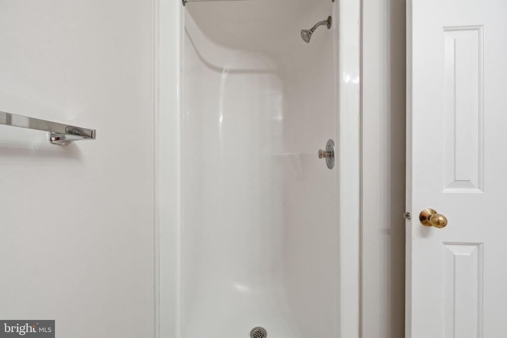 2822 Lee Oaks Place - Photo 18