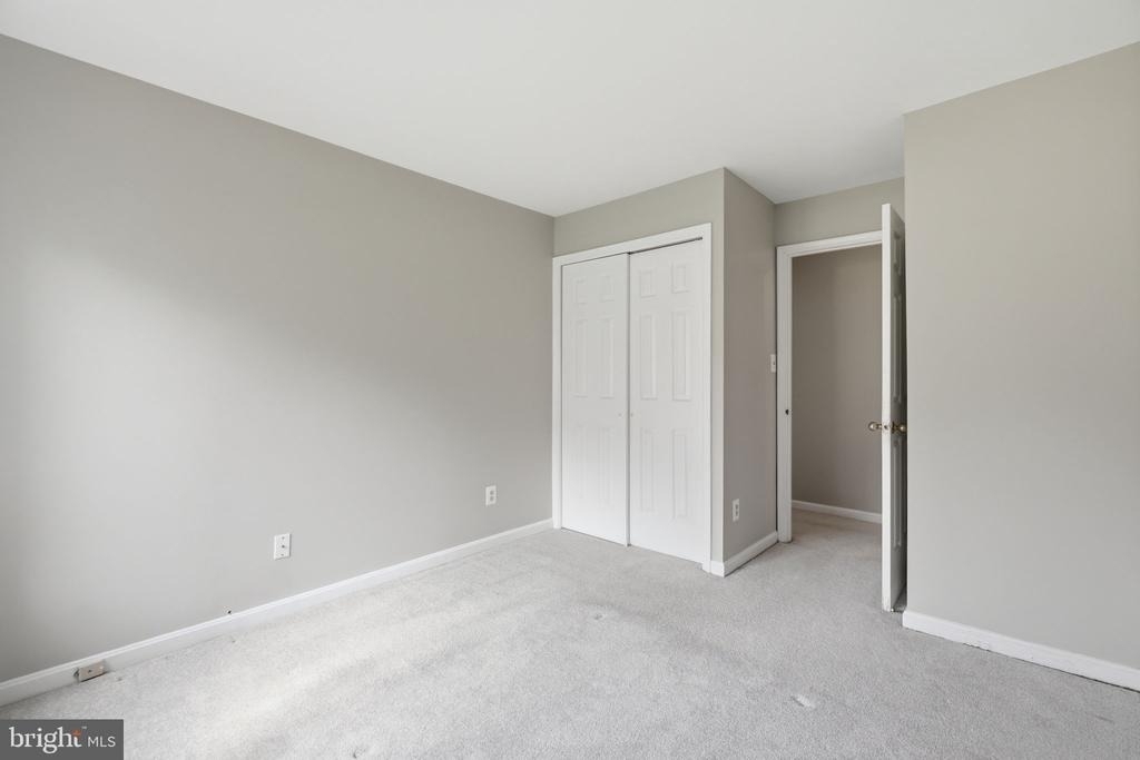 2822 Lee Oaks Place - Photo 11