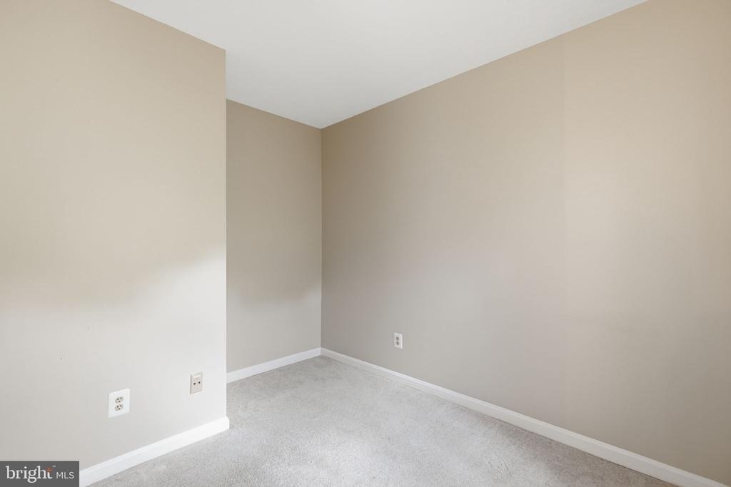 2822 Lee Oaks Place - Photo 9