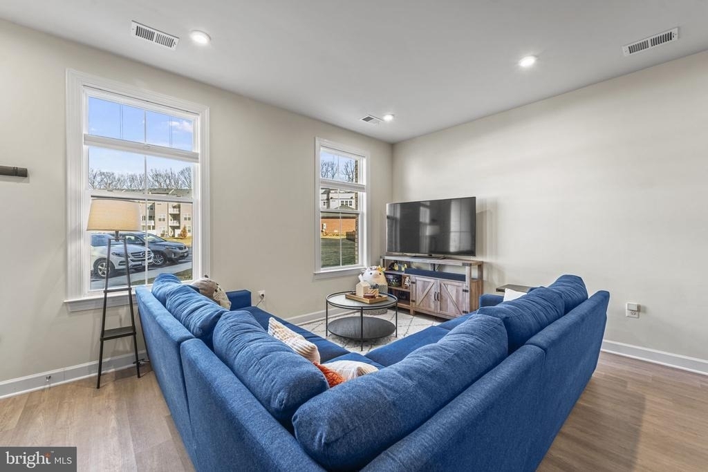 12384 Azure Lane - Photo 3