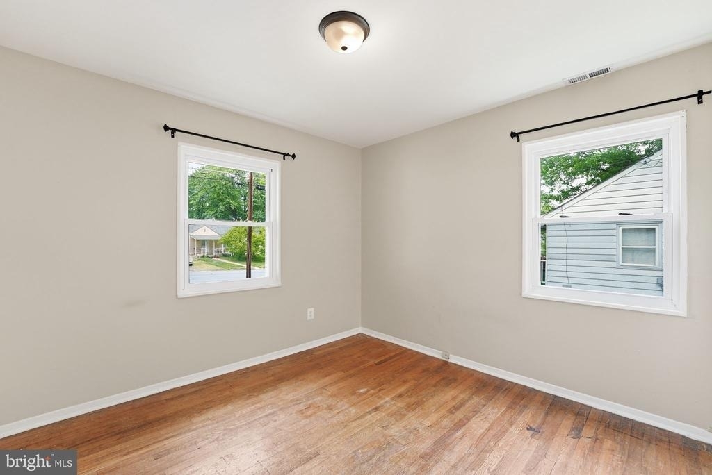 7605 Fisher Drive - Photo 15