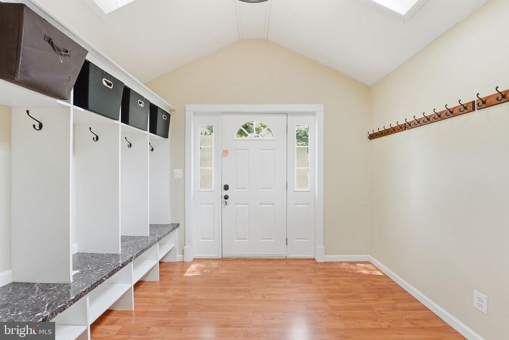7605 Fisher Drive - Photo 2