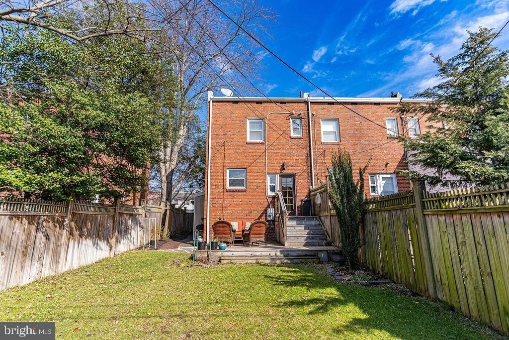 1206 Colonial Avenue - Photo 39