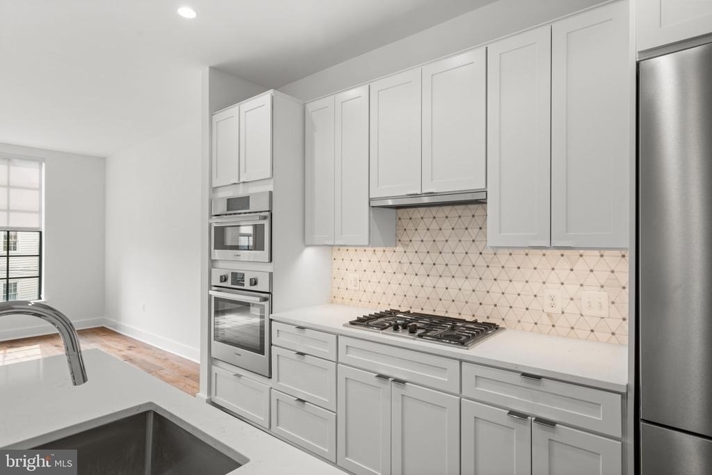 1312 King Street - Photo 18