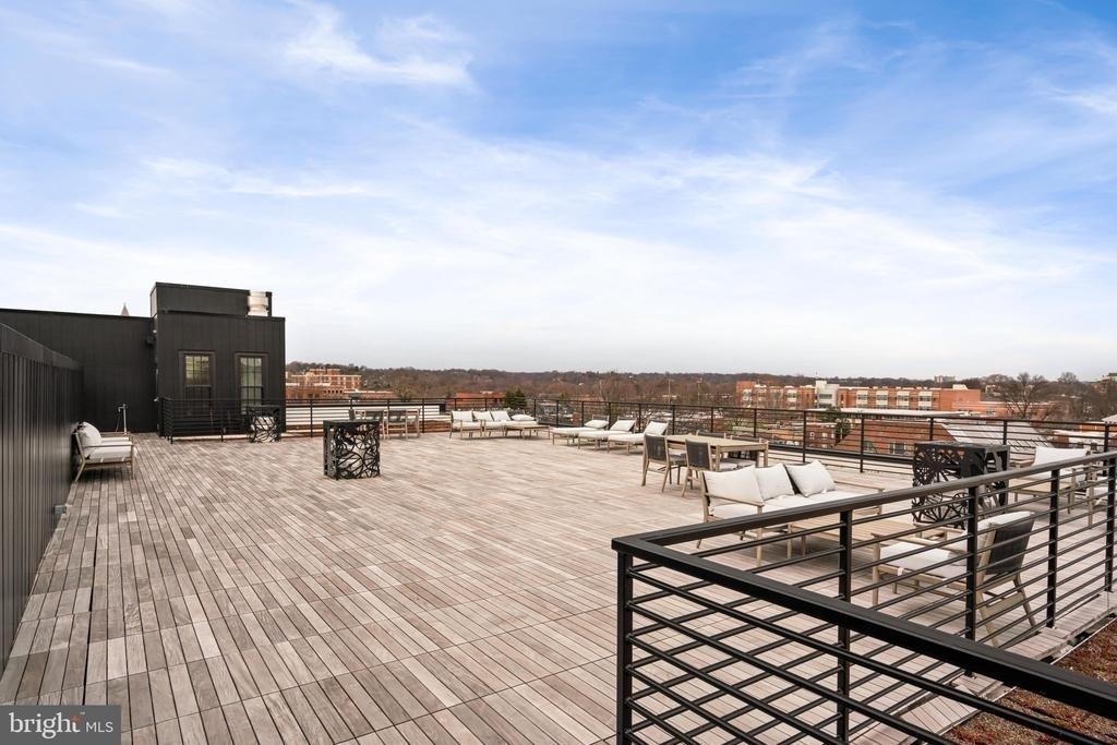 1312 King Street - Photo 31